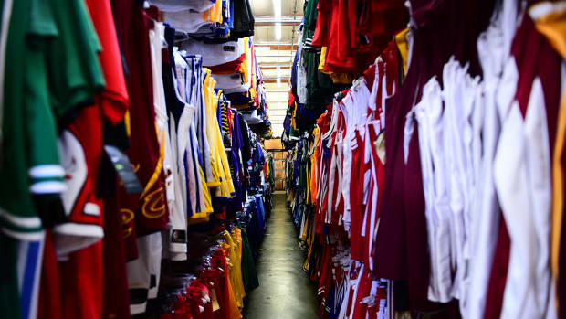sports-studio-warehouse-movie-memorabilia.jpg